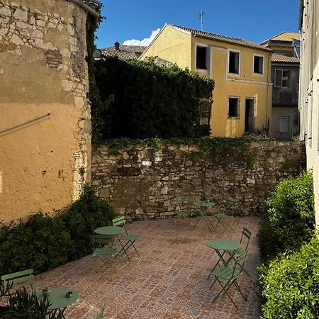Belone Suite Corfu  Luaran gambar